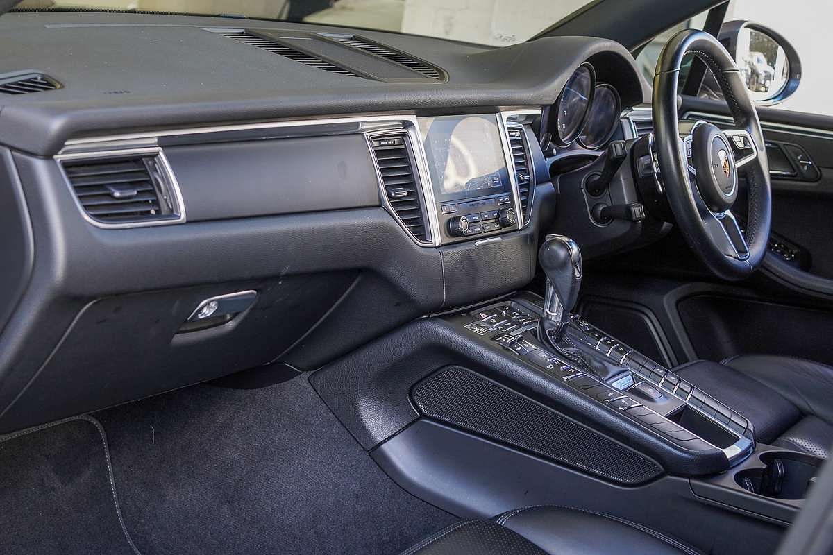 2018 Porsche Macan 95B