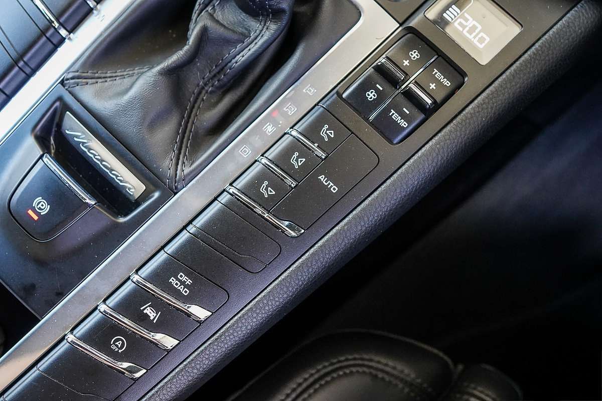 2018 Porsche Macan 95B