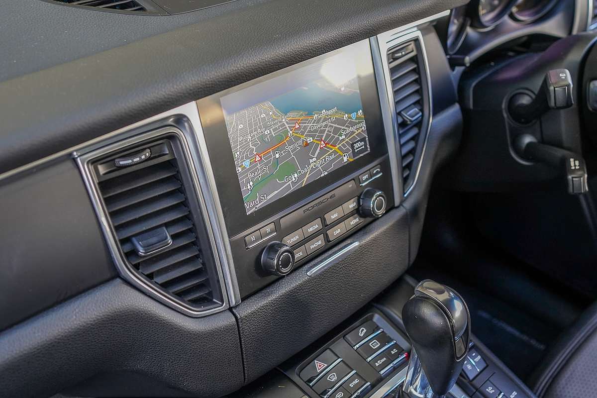 2018 Porsche Macan 95B