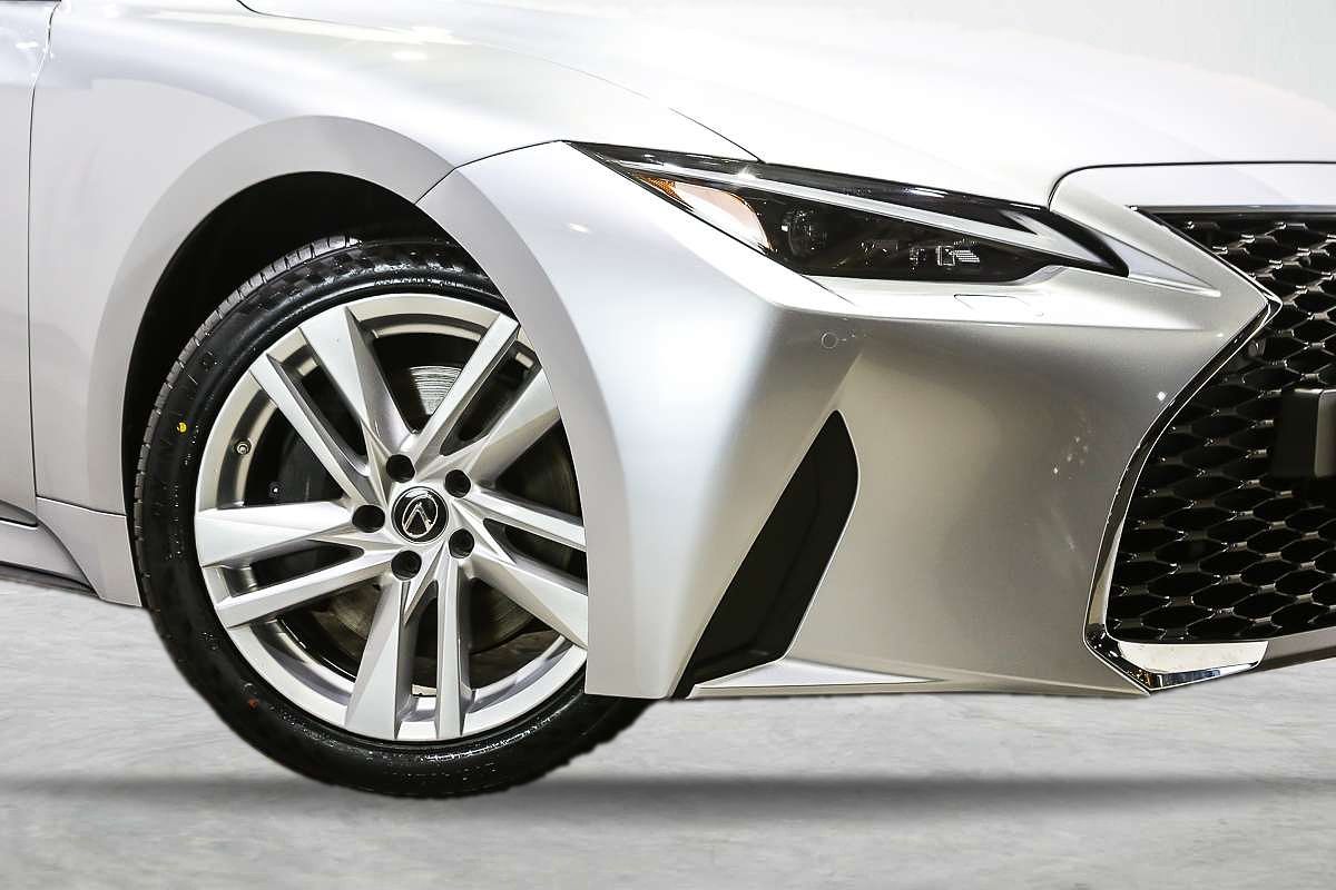 2021 Lexus IS IS300h Luxury AVE30R