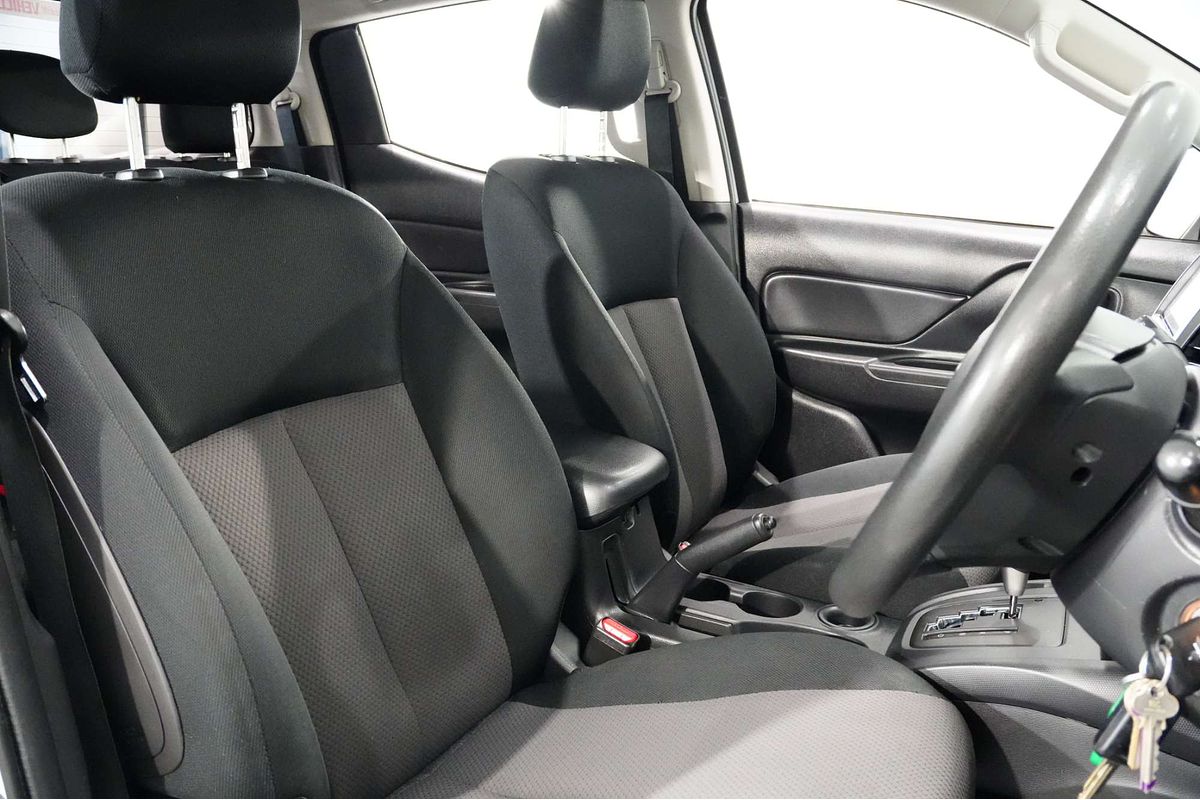 2022 Mitsubishi Triton GLX MR Rear Wheel Drive