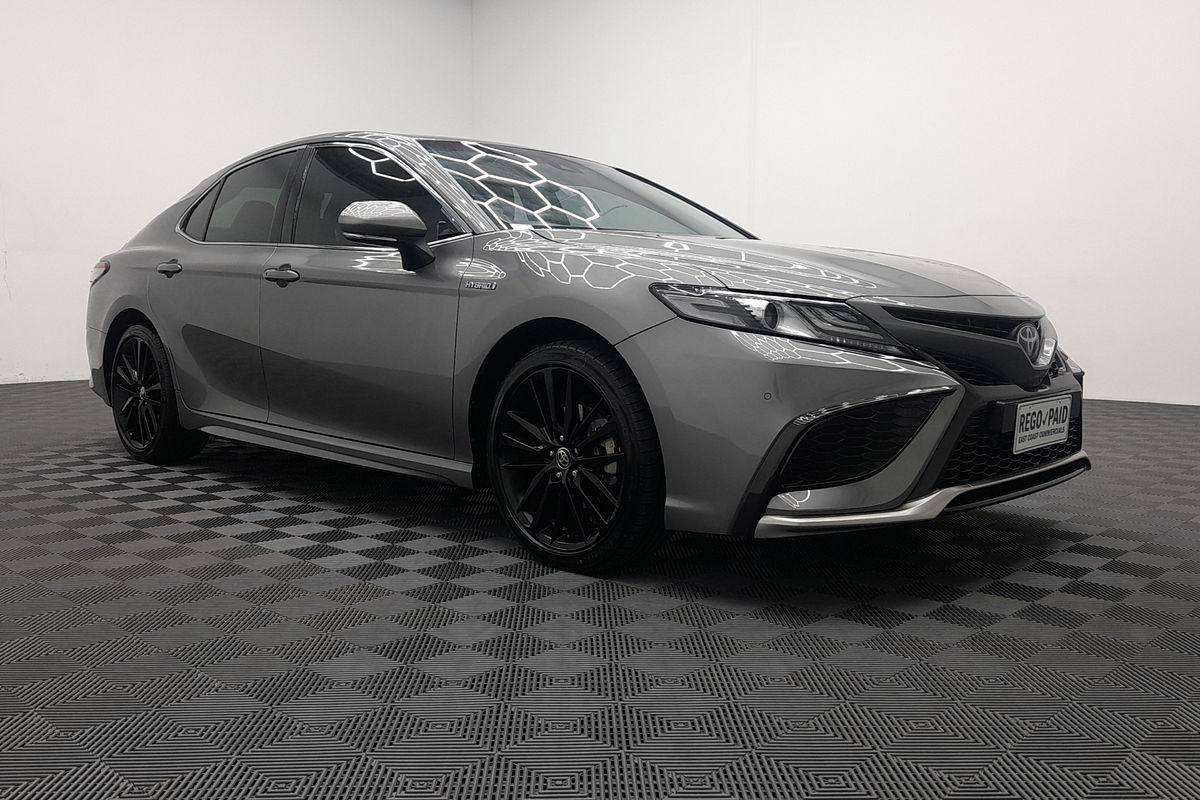 2024 Toyota Camry SX AXVH70R