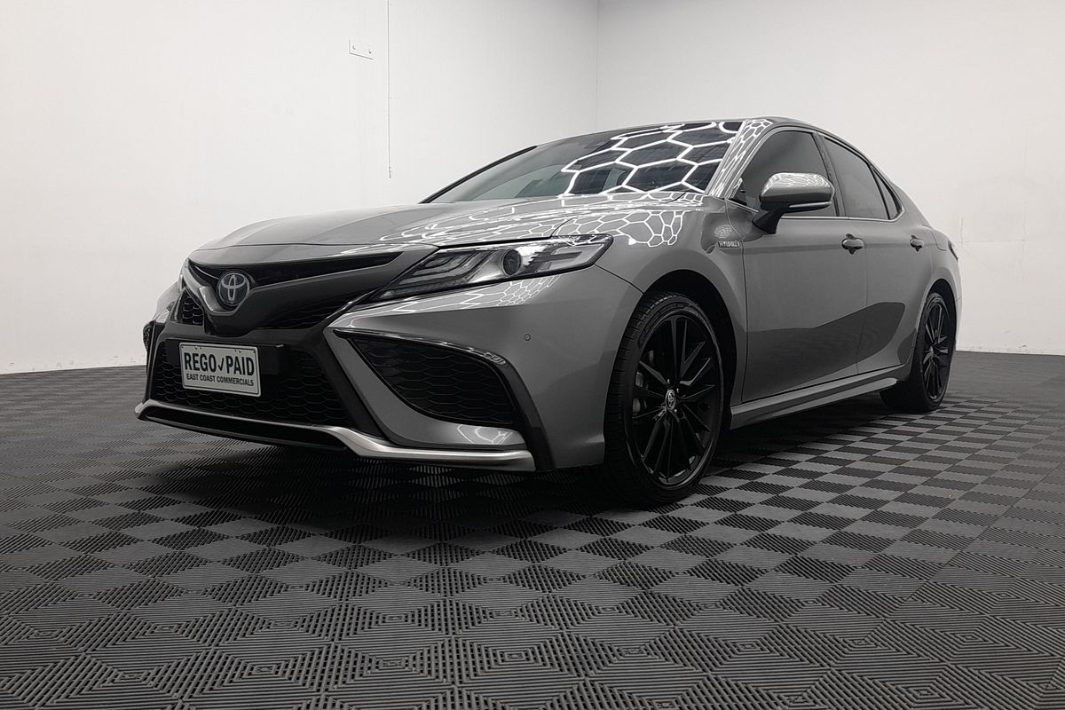 2024 Toyota Camry SX AXVH70R