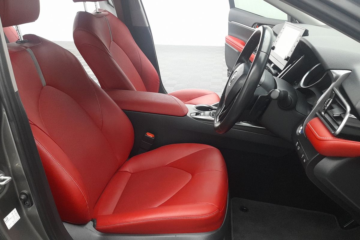 2024 Toyota Camry SX AXVH70R