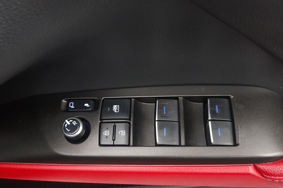 2024 Toyota Camry SX AXVH70R