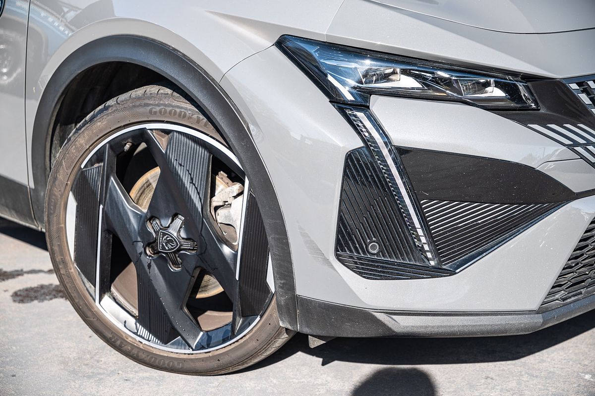 2024 Peugeot 408 GT Plug-In Hybrid P54