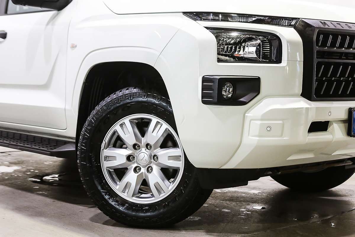 2024 Mitsubishi Triton GLX+ MV 4X4