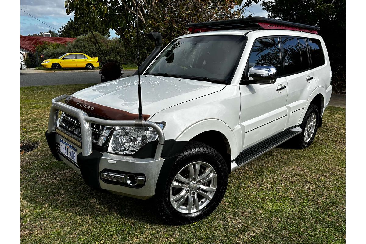 2015 Mitsubishi Pajero Exceed NX