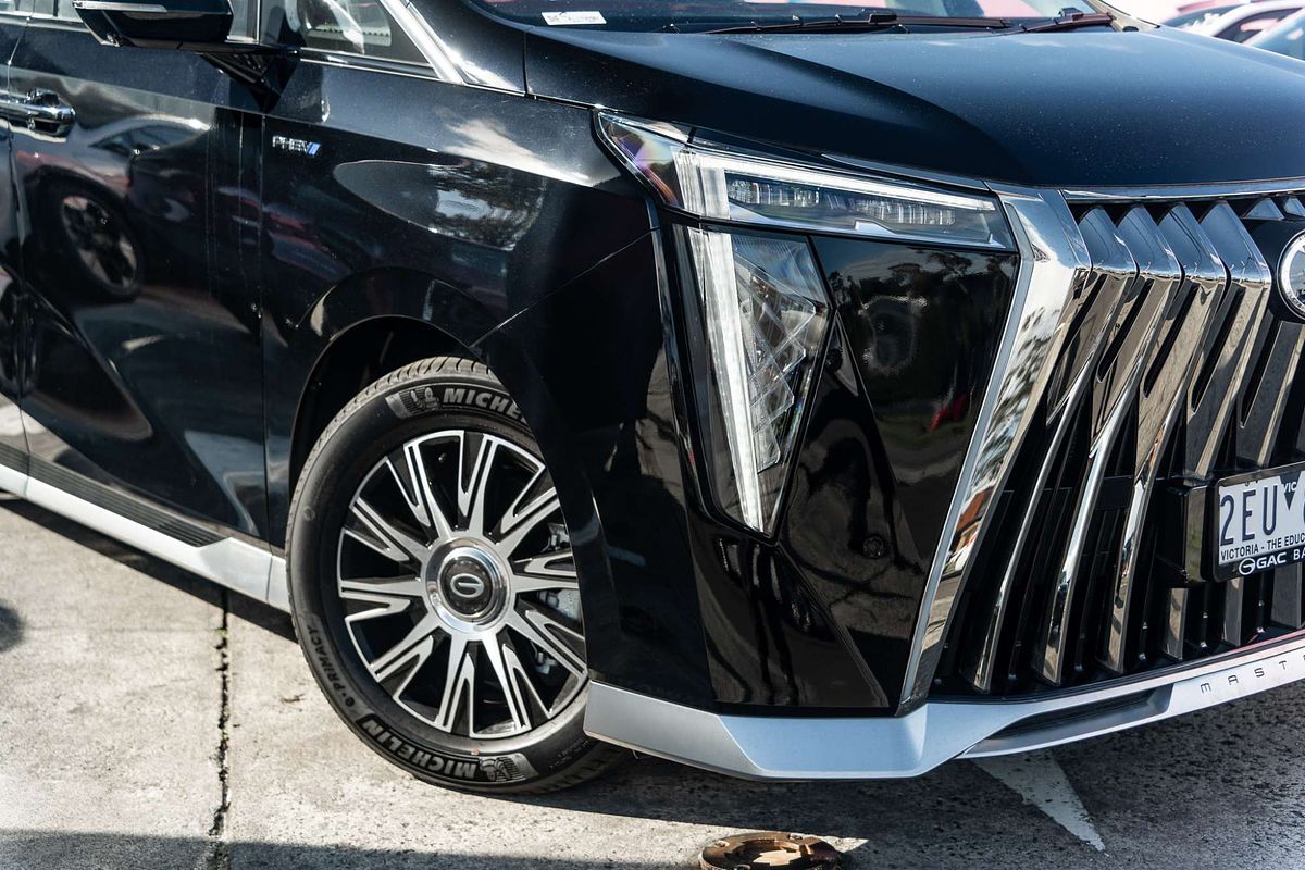 2025 GAC M8 PHEV Premium