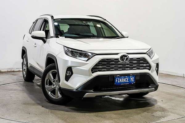 2020 Toyota RAV4 GXL MXAA52R