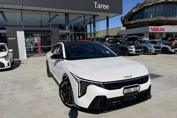 2025 Kia K4 GT-Line CL4m