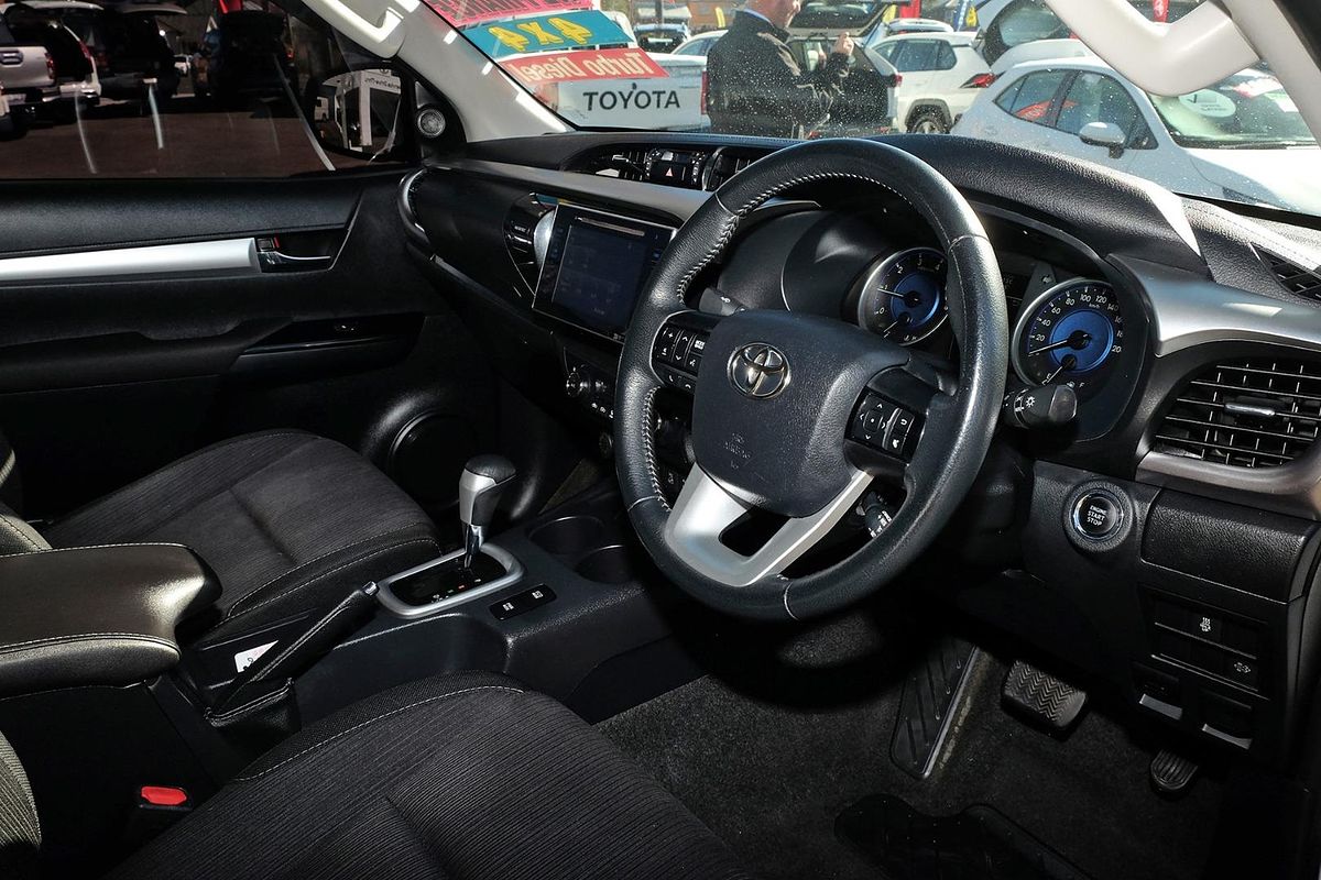 2019 Toyota Hilux SR5 GUN126R 4X4