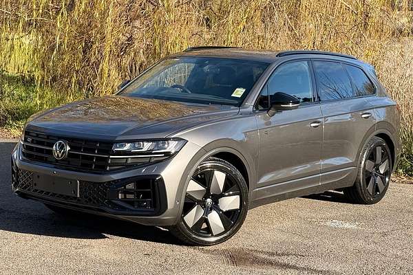 2026 Volkswagen Touareg 210TDI Wolfsburg Edition RC
