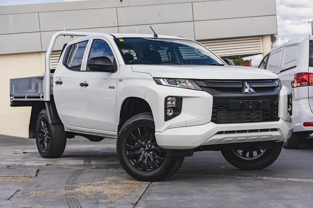 2022 Mitsubishi Triton GLX MR 4X4