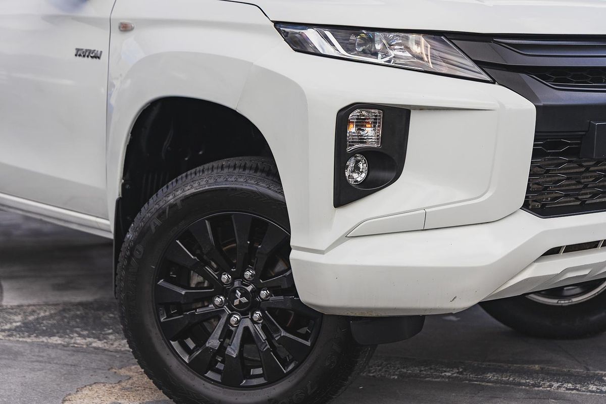 2022 Mitsubishi Triton GLX MR 4X4