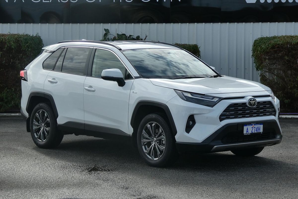 2025 Toyota RAV4 GXL AXAH52R