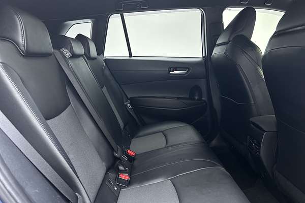 2024 Toyota Corolla Cross GXL MXGH10R thumb-11