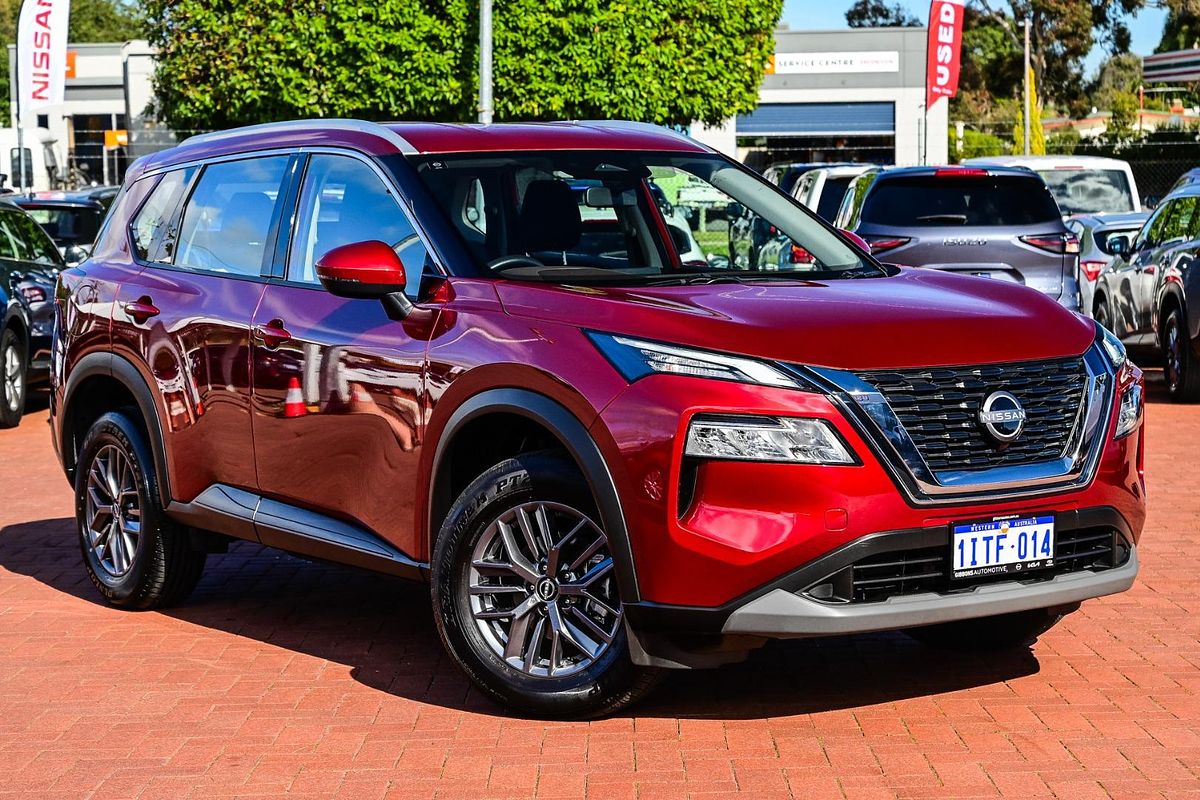 2025 Nissan X-TRAIL ST T33