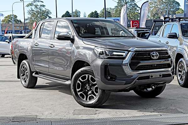 2022 Toyota Hilux SR5 GUN126R 4X4