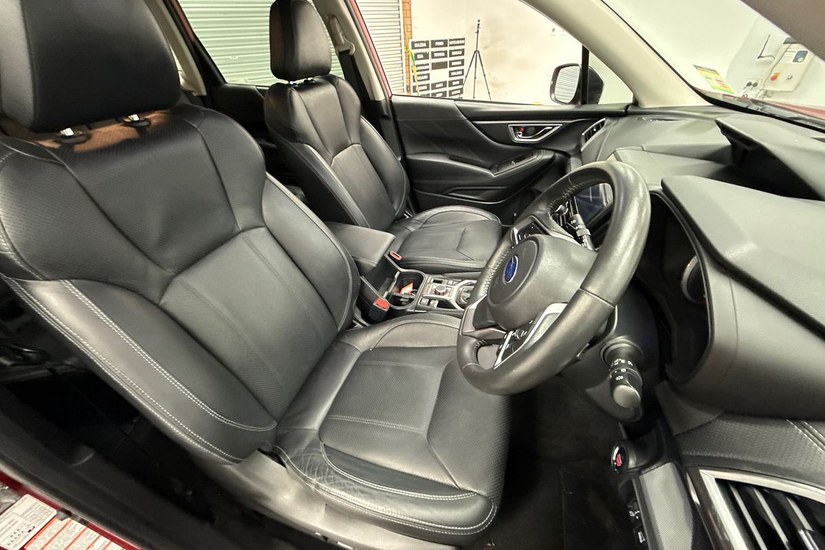 2019 Subaru Forester 2.5i-S S5