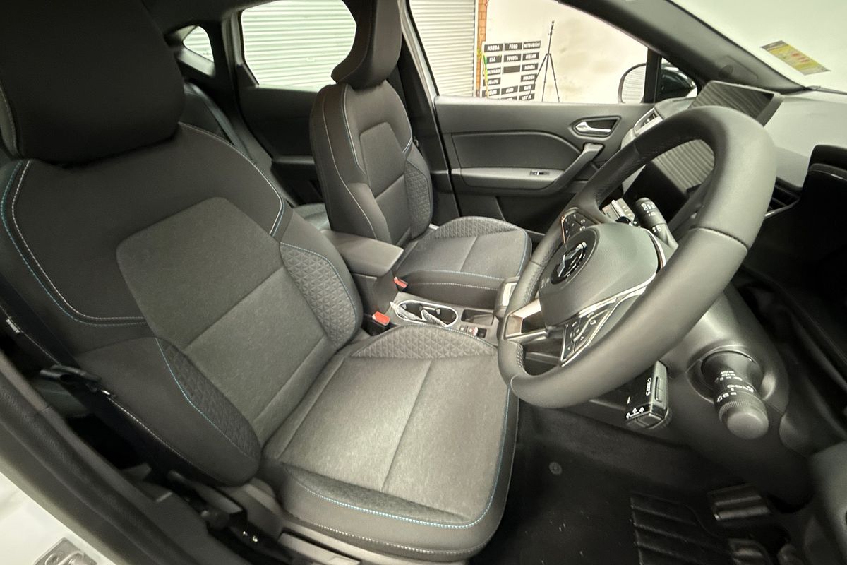 2025 Mitsubishi ASX LS XE