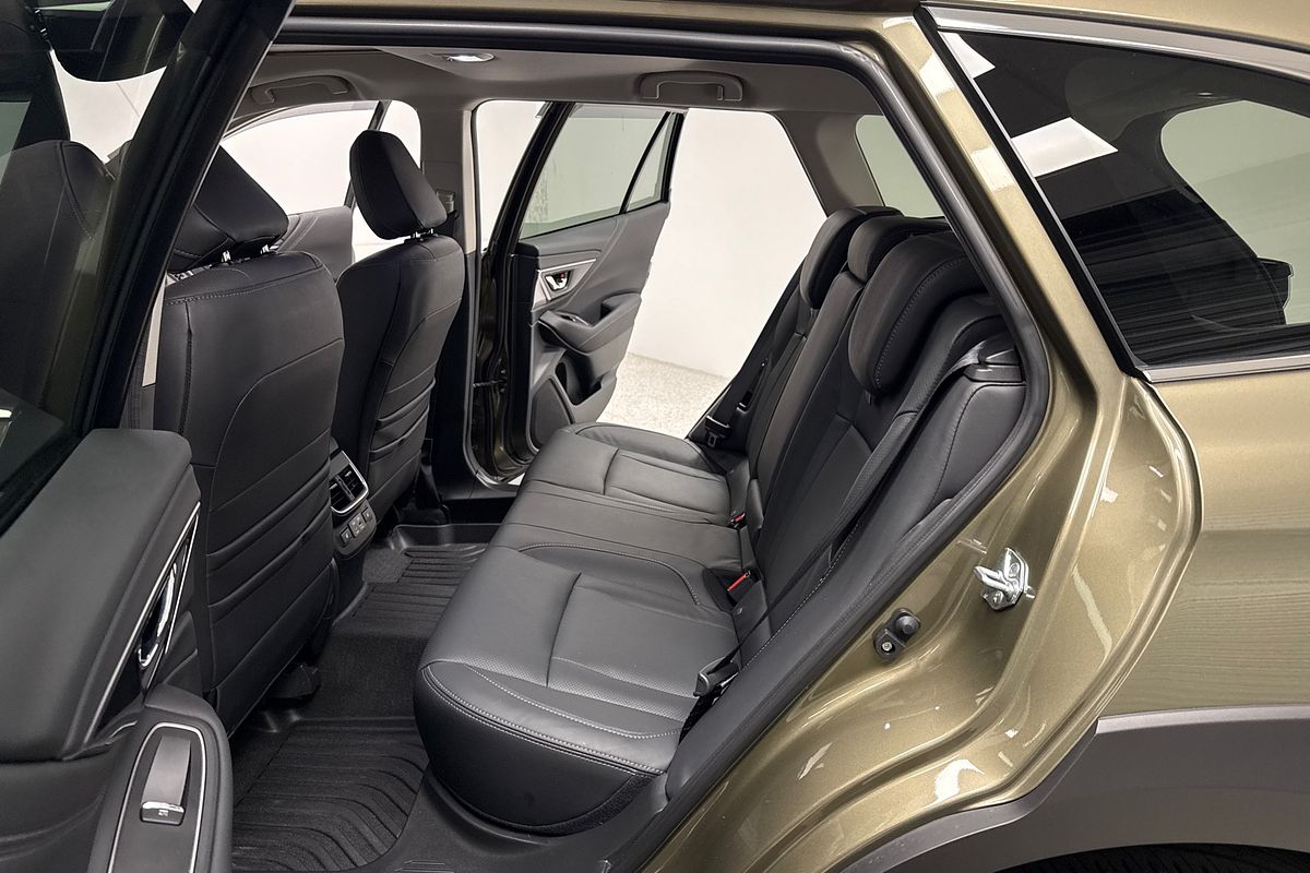 2025 Subaru Outback AWD Touring XT 6GEN