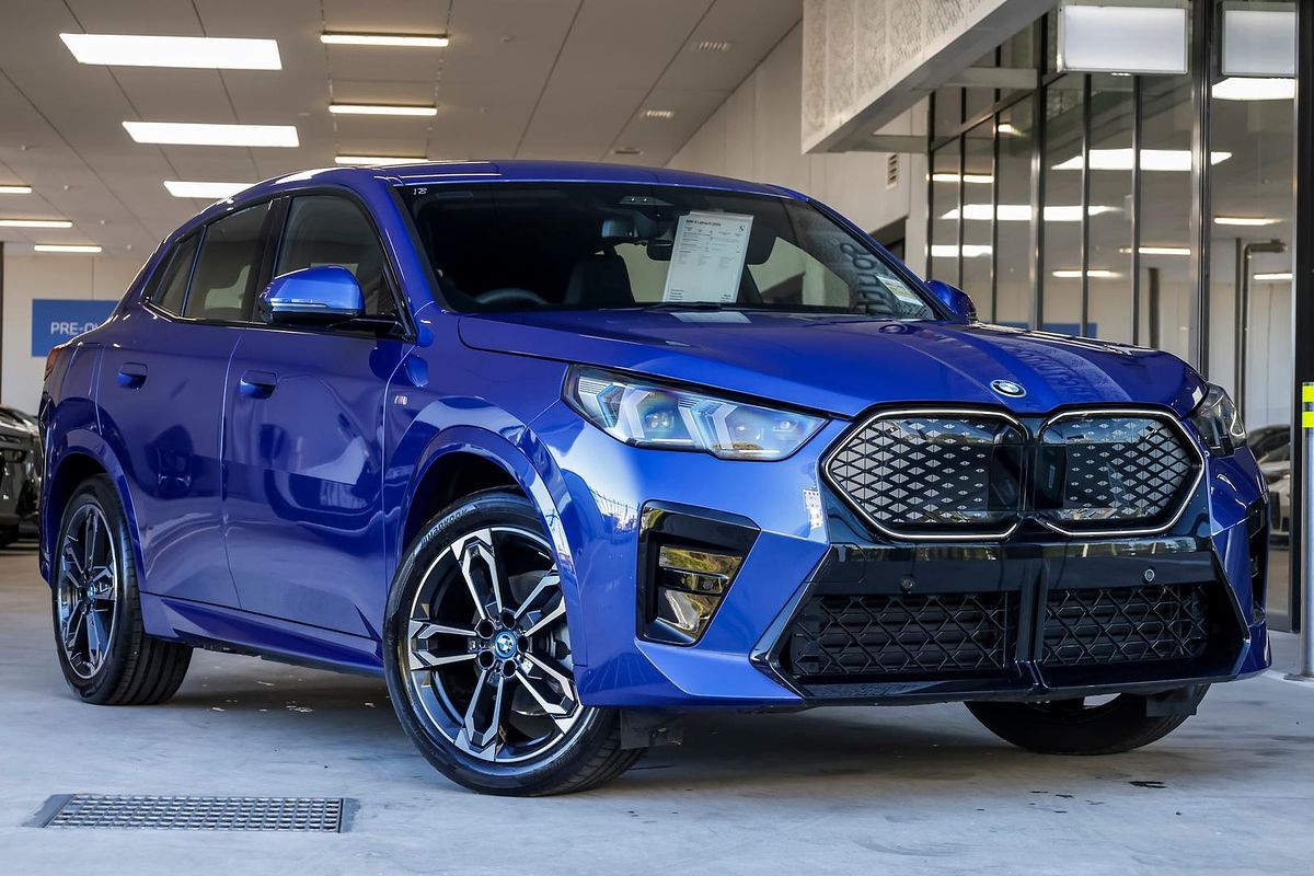 2026 BMW iX2 eDrive20 M Sport U10