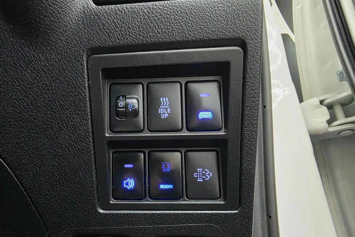 2022 Toyota Hilux SR GUN126R 4X4