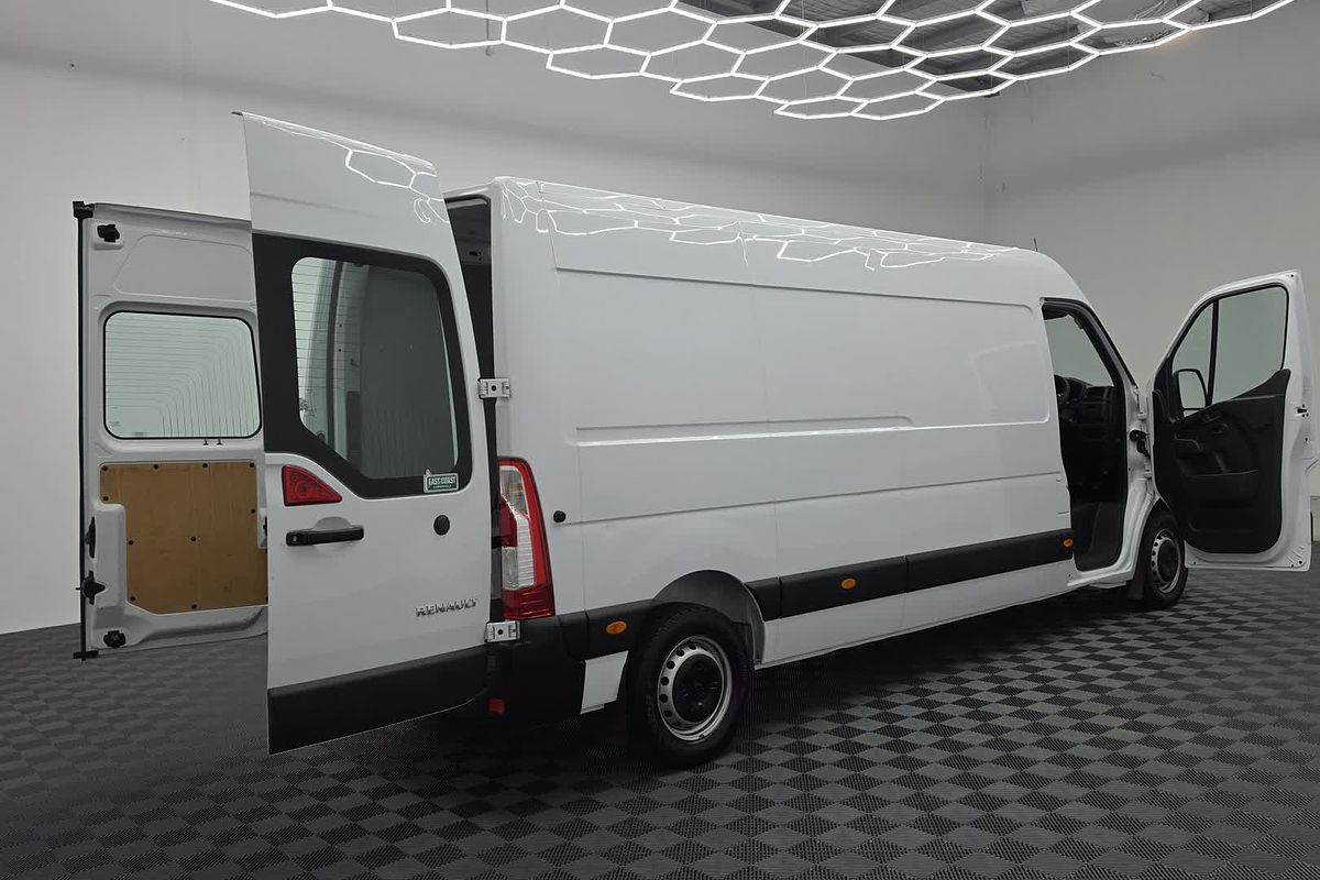 2022 Renault Master Pro 110kW X62 Phase 2 LWB Mid Roof