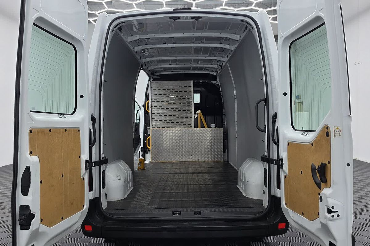 2022 Renault Master Pro 110kW X62 Phase 2 LWB Mid Roof