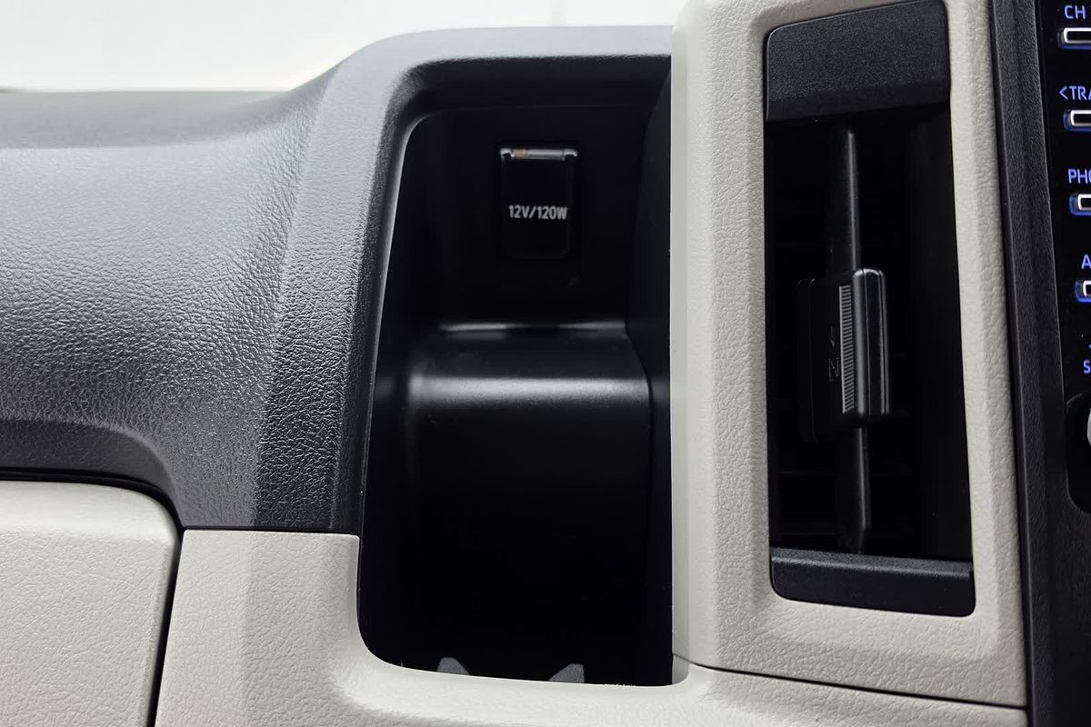 2020 Toyota Hiace GDH300R LWB