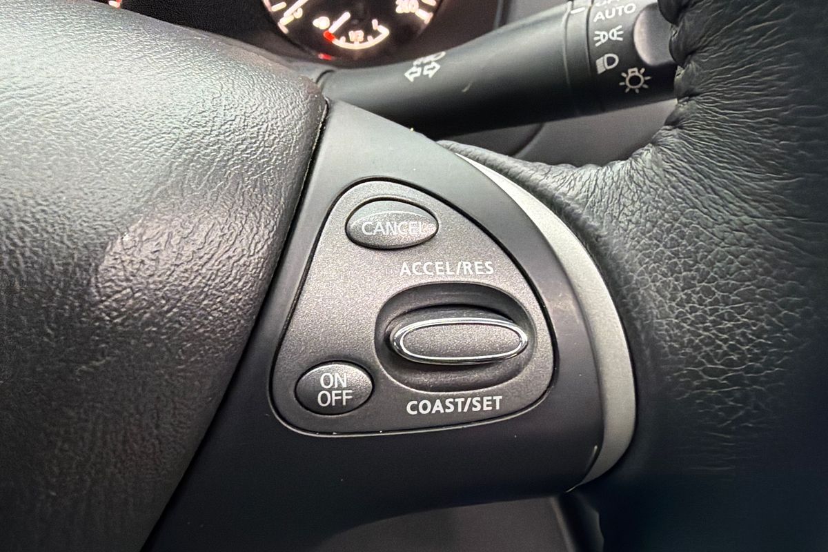 2017 Nissan Pathfinder ST R52 Series II