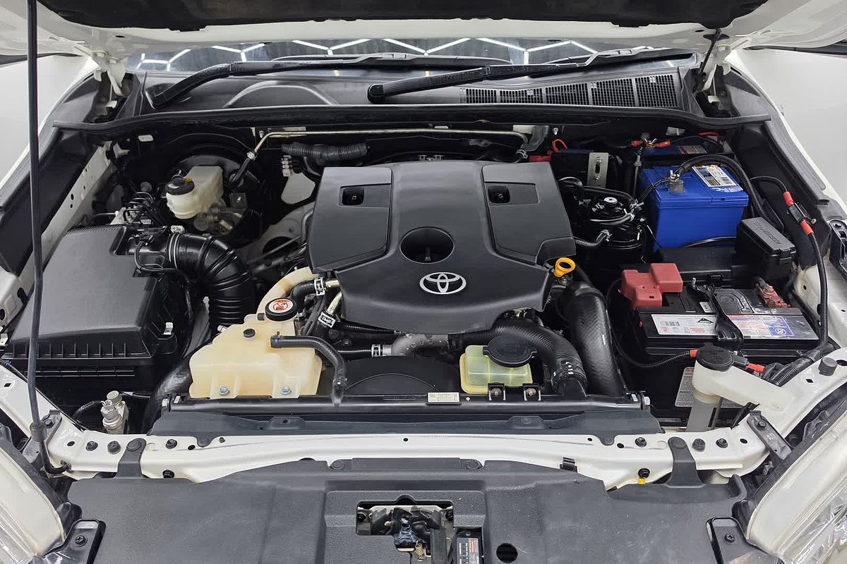 2019 Toyota Hilux SR GUN126R 4X4