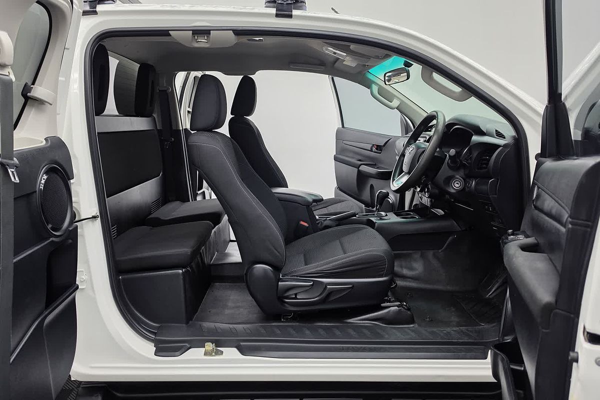 2019 Toyota Hilux SR GUN126R 4X4