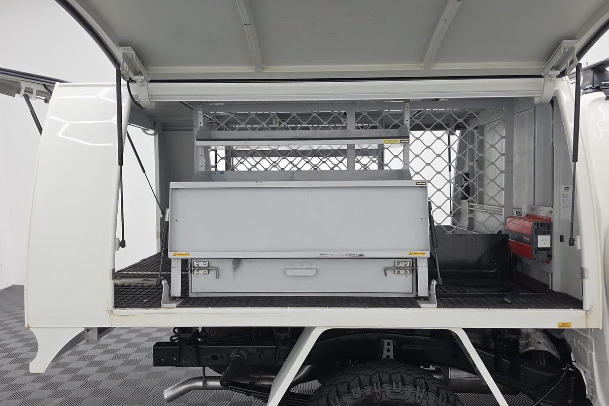 2019 Toyota Hilux SR GUN126R 4X4