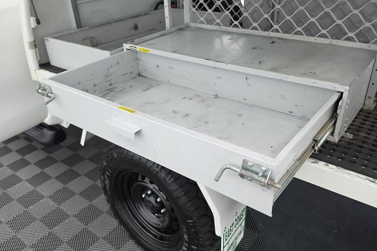 2019 Toyota Hilux SR GUN126R 4X4