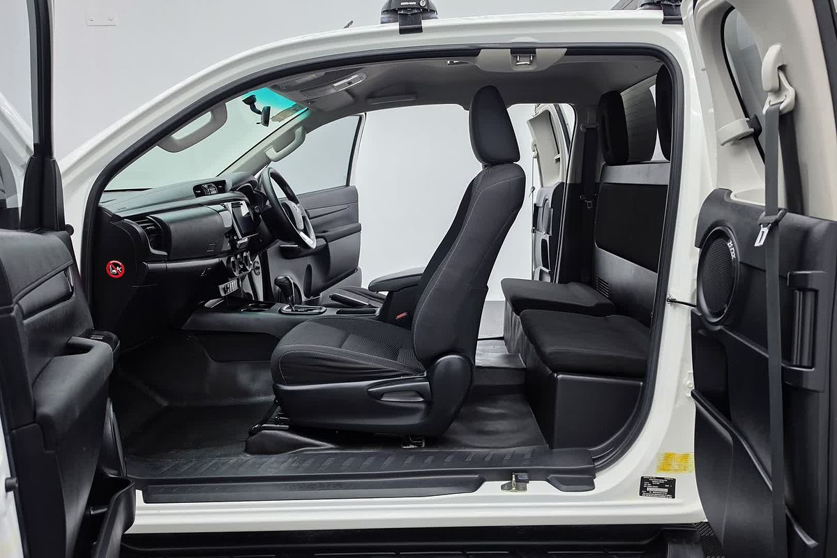 2019 Toyota Hilux SR GUN126R 4X4