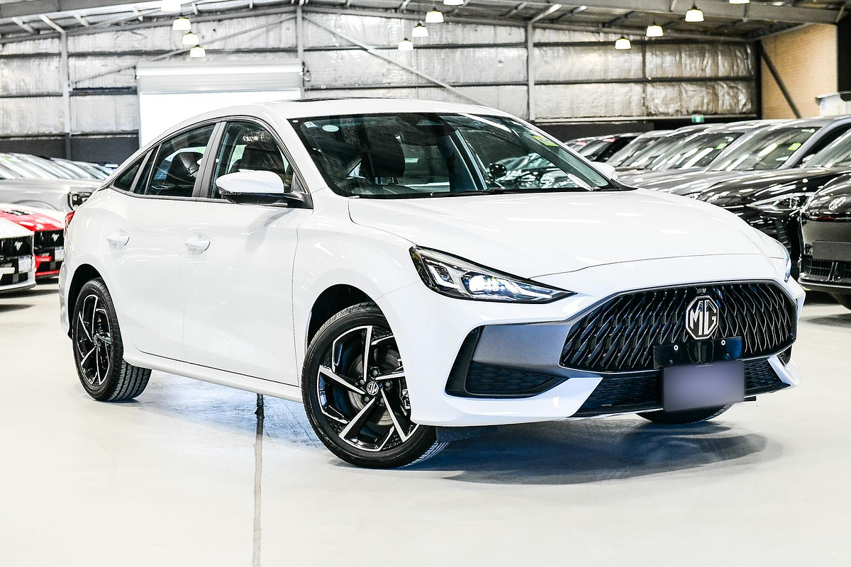 2025 MG MGS5 EV Essence 62 ZS3EM