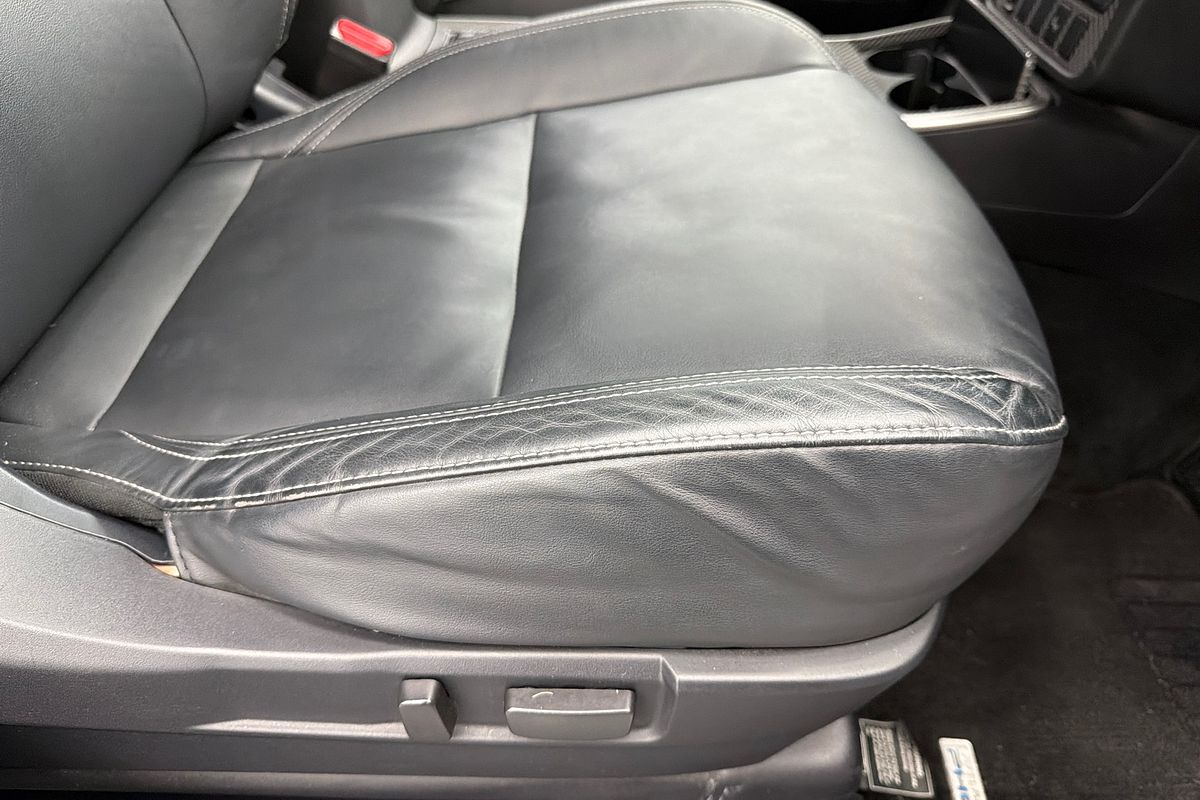 2018 Mitsubishi Outlander PHEV Exceed ZL