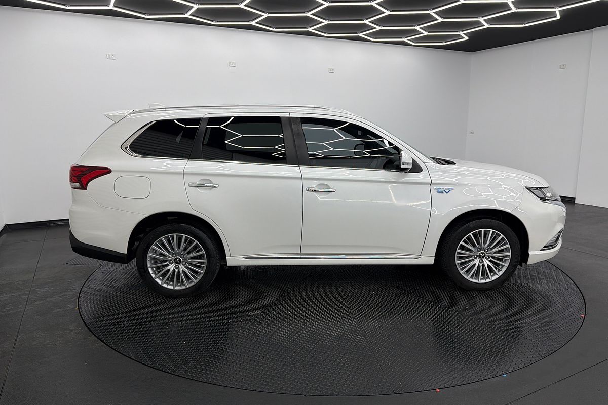 2018 Mitsubishi Outlander PHEV Exceed ZL