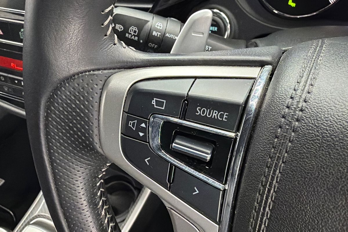 2018 Mitsubishi Outlander PHEV Exceed ZL