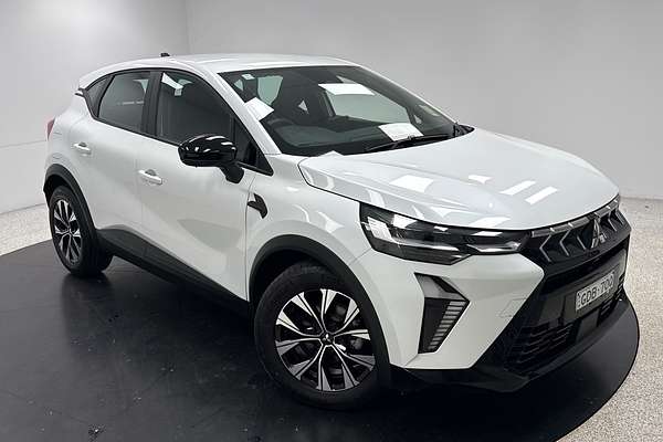 2025 Mitsubishi XE