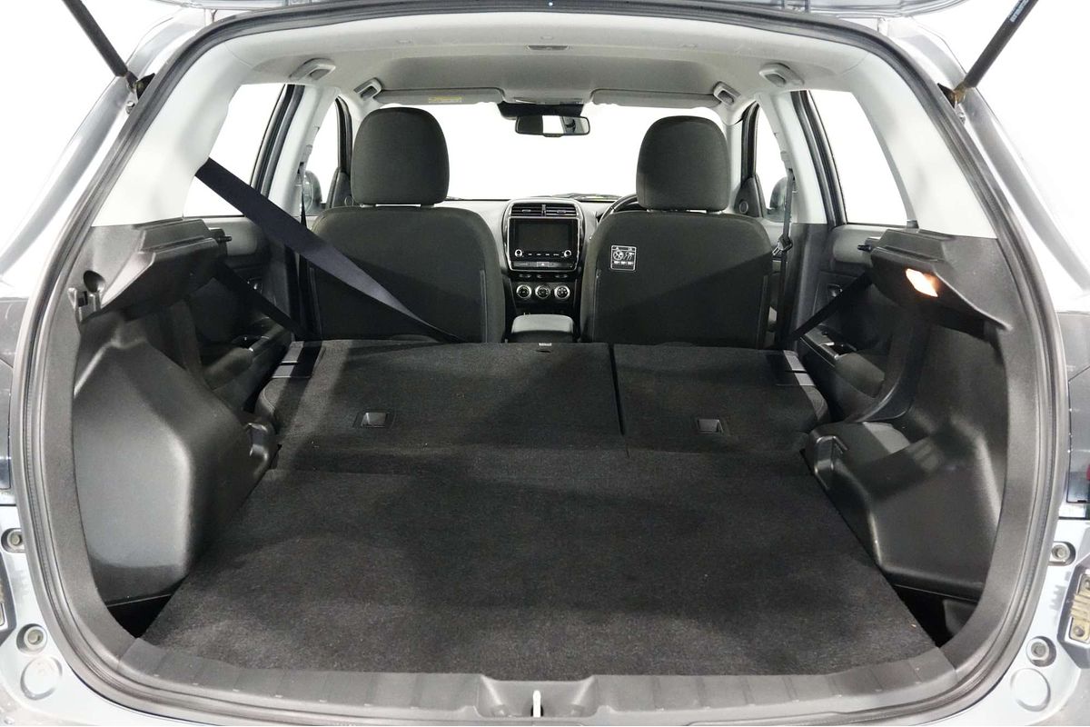 2022 Mitsubishi ASX ES XD