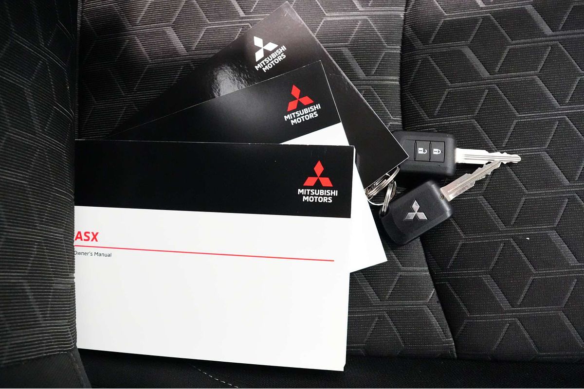 2022 Mitsubishi ASX ES XD
