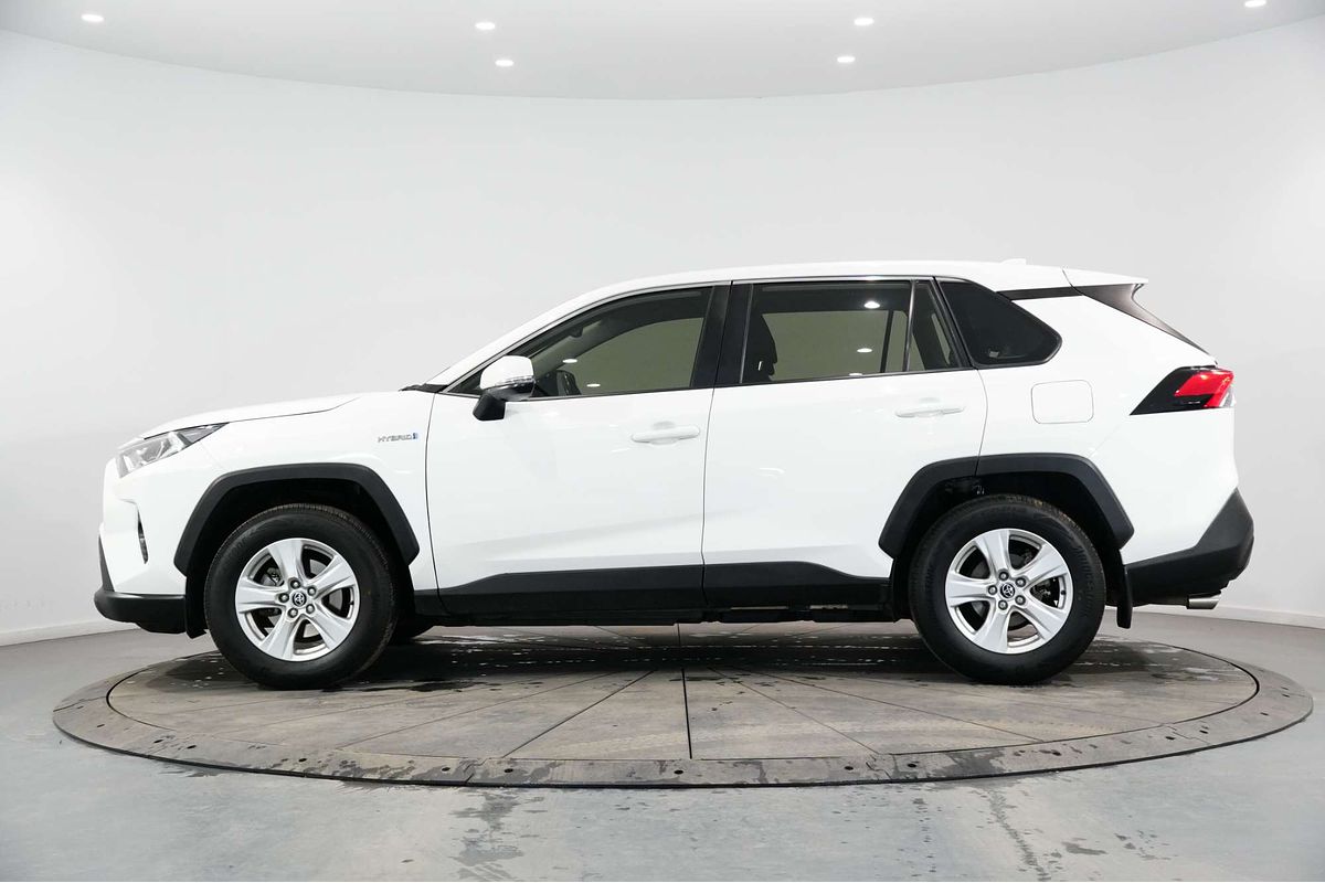 2021 Toyota RAV4 GX AXAH52R