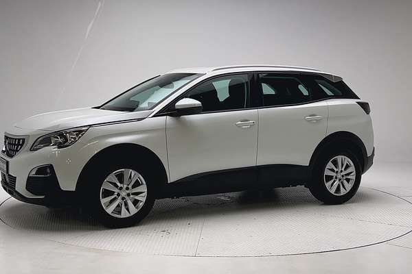 2017 Peugeot 3008 Active P84 thumb-3