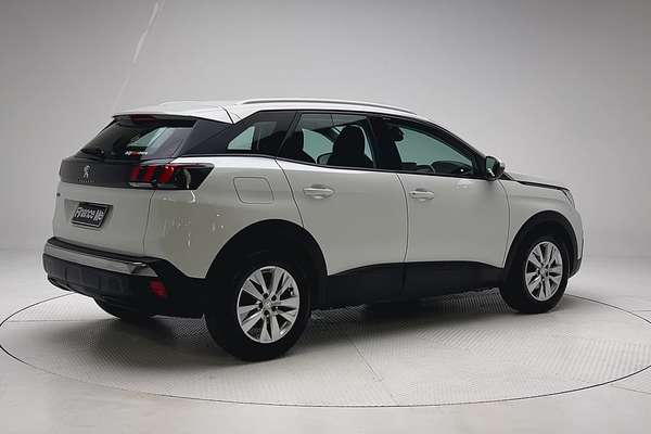 2017 Peugeot 3008 Active P84 thumb-7