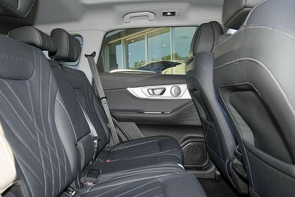 2025 Chery Tiggo 8 Pro Max Ultimate AWD thumb-8