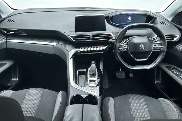 2017 Peugeot 3008 Active P84 thumb-19