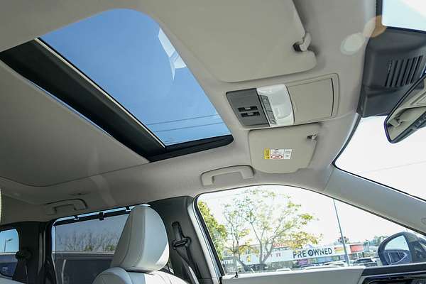 2024 Mitsubishi Outlander PHEV Exceed ZM thumb-15